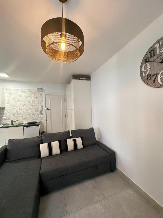 Santa Lucia 2 Bedrooms Apartment Малага Экстерьер фото