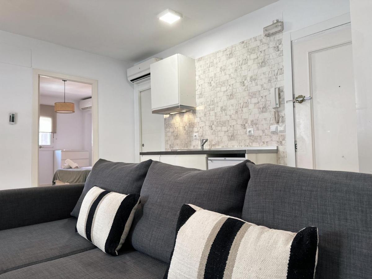 Santa Lucia 2 Bedrooms Apartment Малага Экстерьер фото