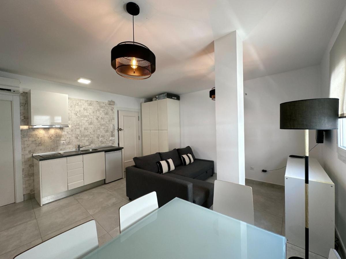 Santa Lucia 2 Bedrooms Apartment Малага Экстерьер фото