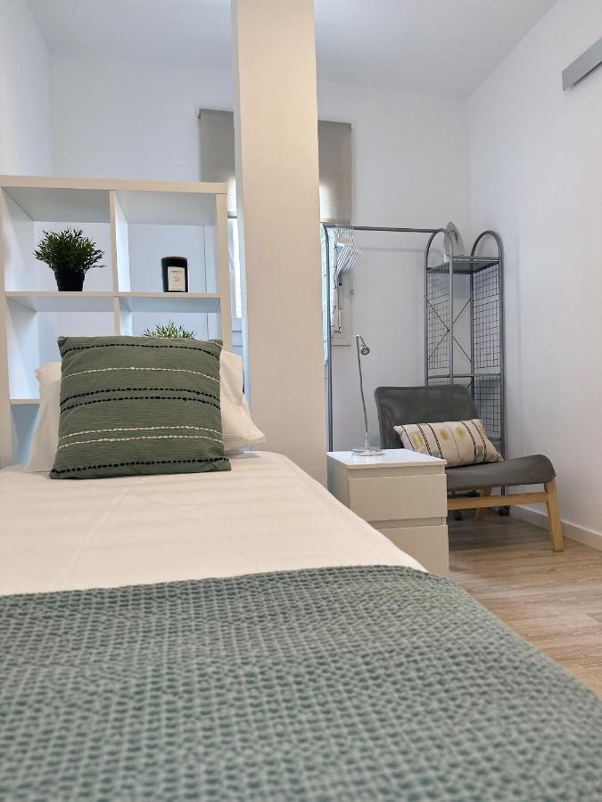 Santa Lucia 2 Bedrooms Apartment Малага Экстерьер фото