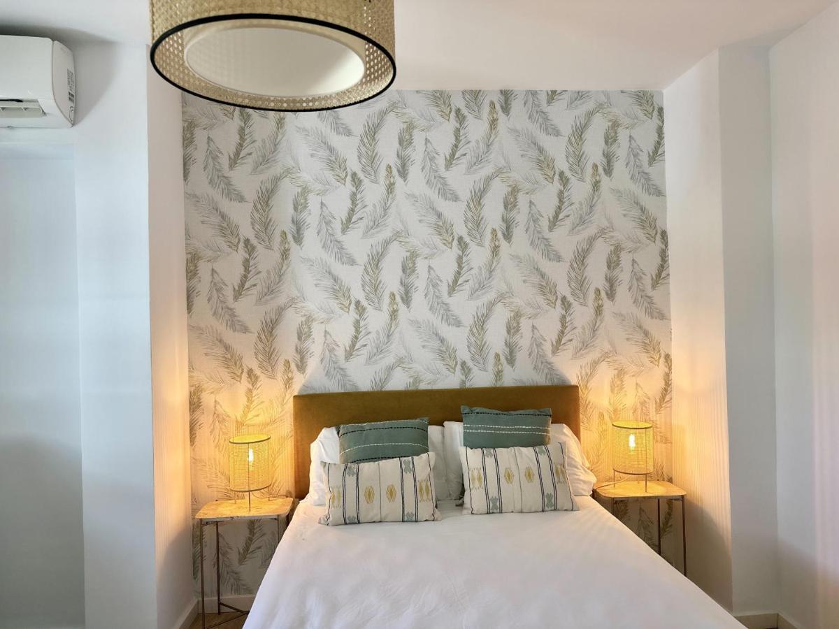 Santa Lucia 2 Bedrooms Apartment Малага Экстерьер фото